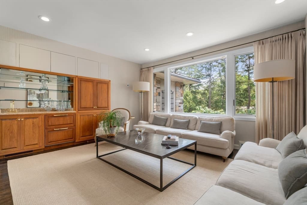 9 Singletree Rd, Brookline MA 02467 photo 8
