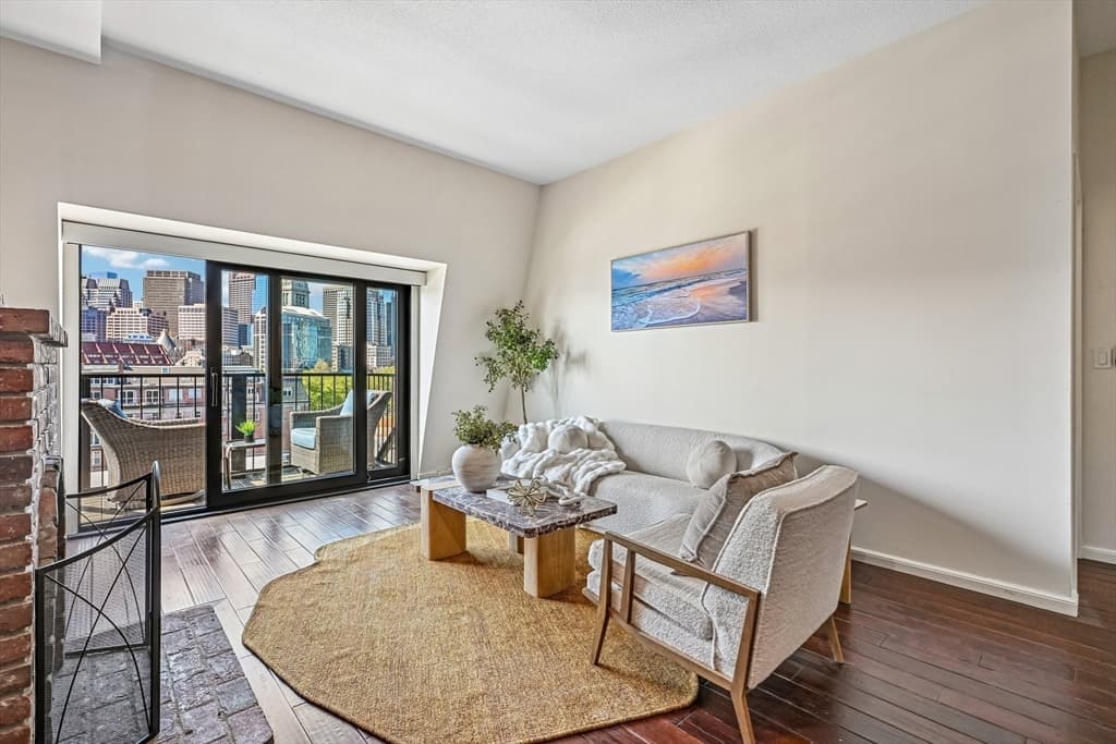 Condominium at 28-32 Atlantic Ave # 628, Boston MA 02110, photo 2 of 42
