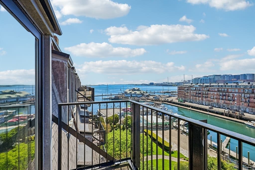 Condominium at 28-32 Atlantic Ave # 628, Boston MA 02110, photo 26 of 42