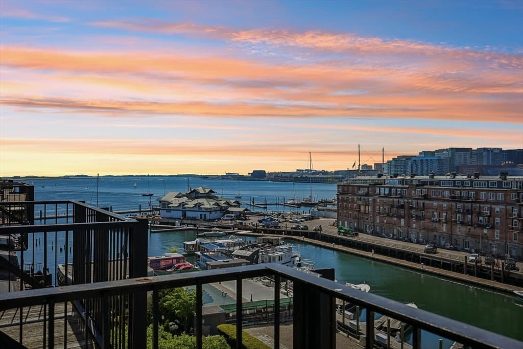 Condominium at 28-32 Atlantic Ave # 628, Boston MA 02110, photo 28 of 42