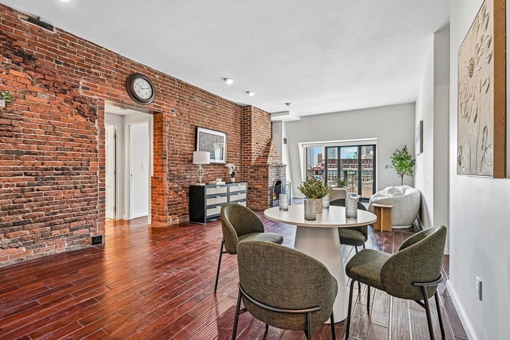 Condominium at 28-32 Atlantic Ave # 628, Boston MA 02110, photo 9 of 42