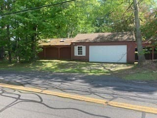1006 South East Street, Amherst MA 01002 photo 21