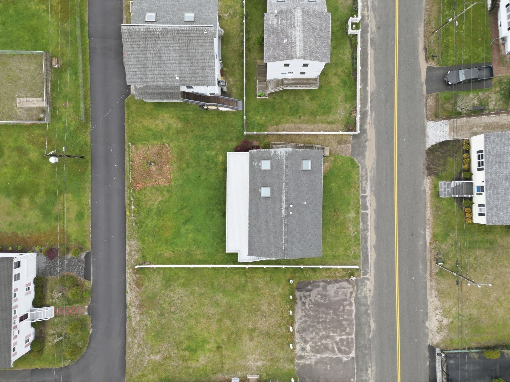 Single Family Residence at 192 Swifts Beach Road, Wareham MA 02571, photo 13 of 38