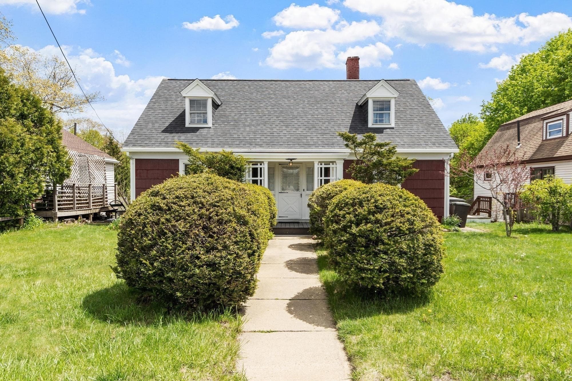 Single Family Residence at 193 Woodland Ave, Gardner MA 01440, photo 2 of 40