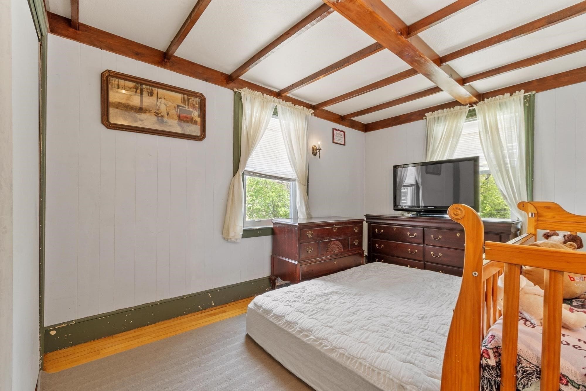 Single Family Residence at 193 Woodland Ave, Gardner MA 01440, photo 22 of 40