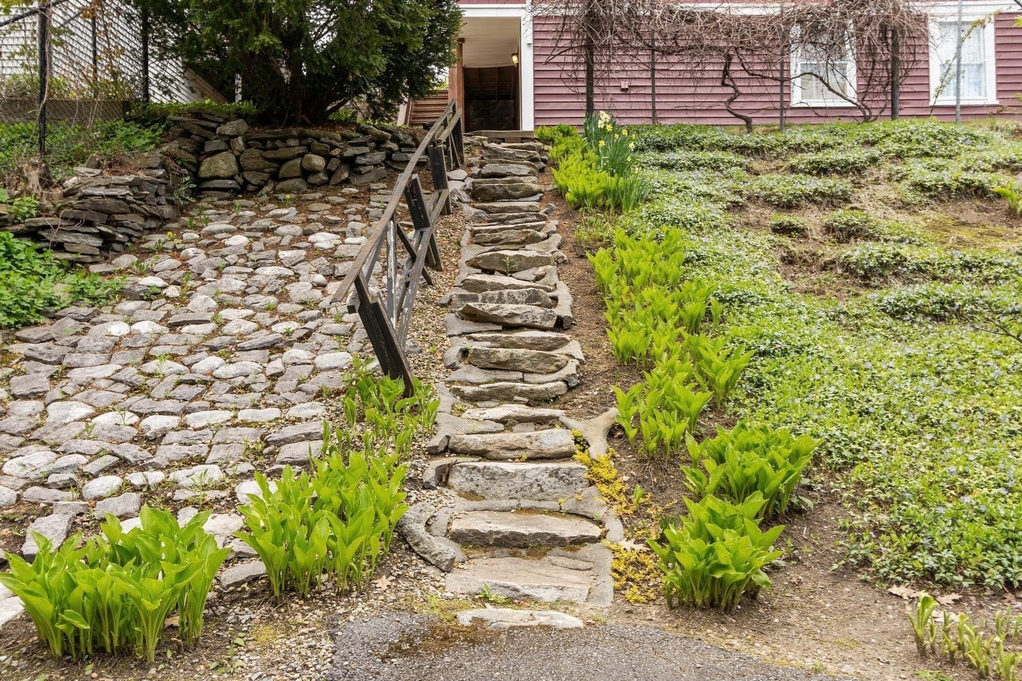 Single Family Residence at 193 Woodland Ave, Gardner MA 01440, photo 38 of 40