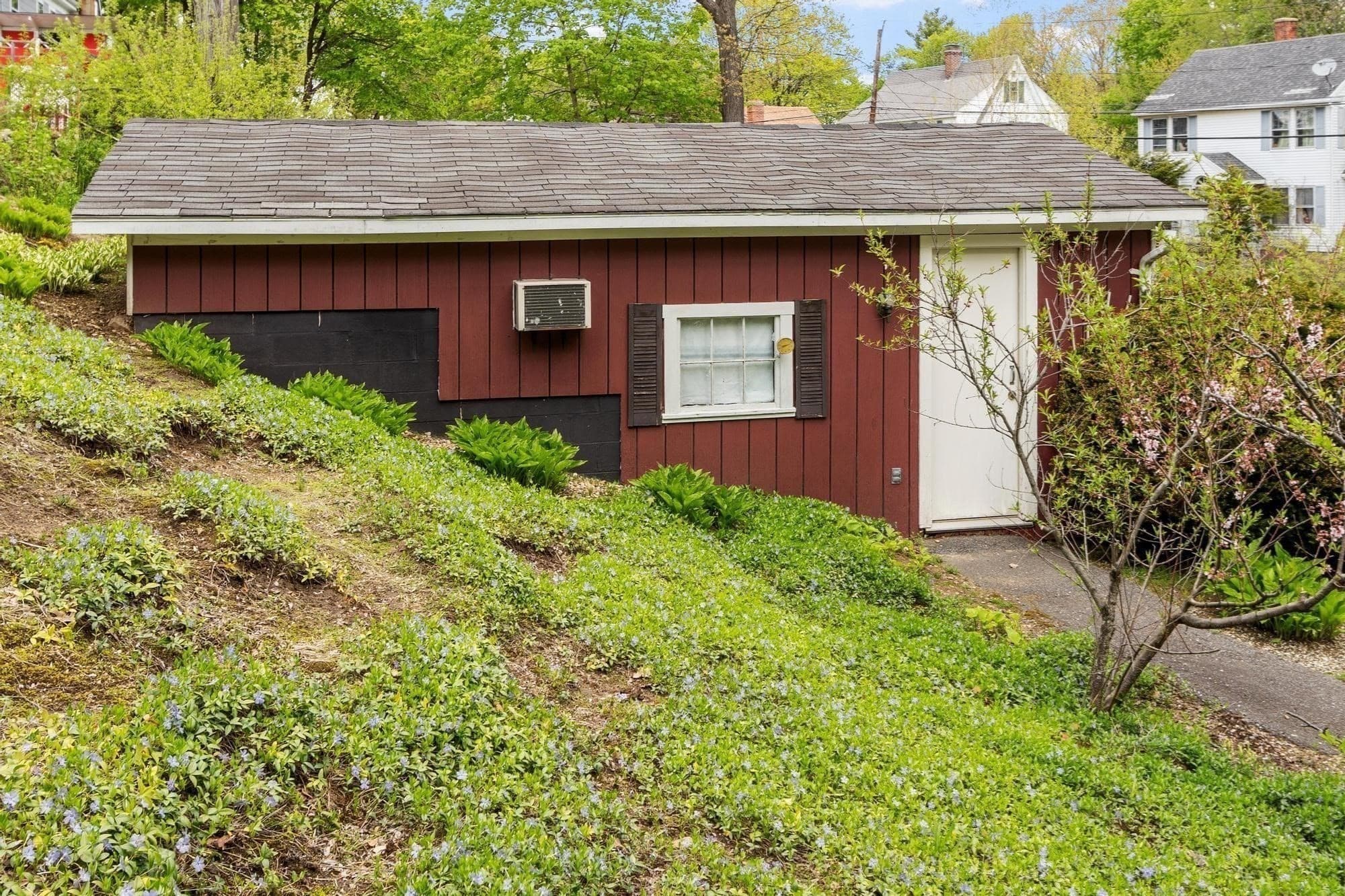 Single Family Residence at 193 Woodland Ave, Gardner MA 01440, photo 40 of 40