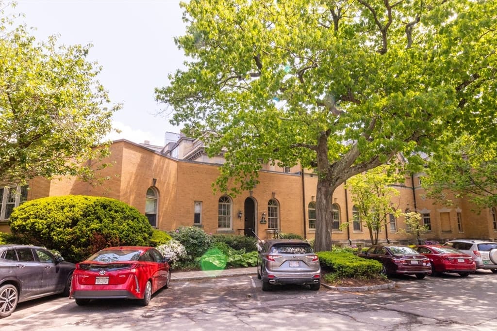 Condominium at 60 E Glen Rd # 306, Brookline MA 02445, photo 3 of 27