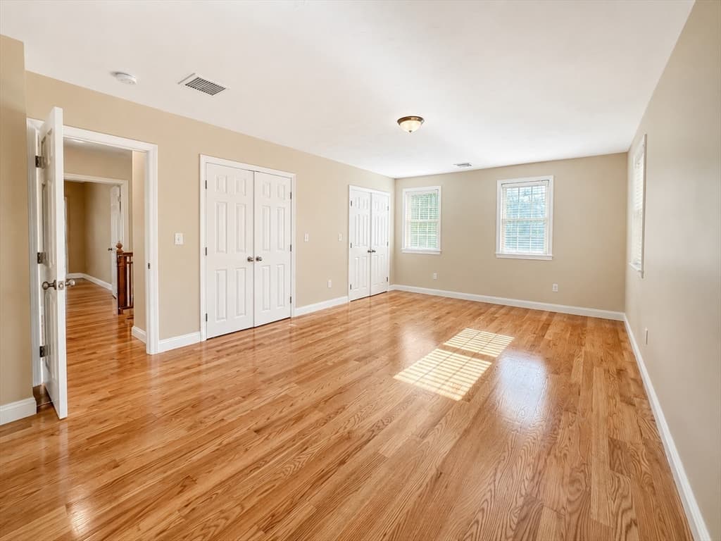 Single Family Residence at 36 Woodside Avenue, Braintree MA 02184, photo 9 of 12