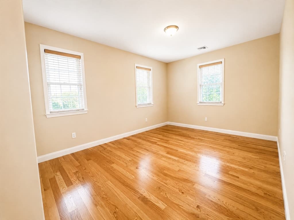 Single Family Residence at 36 Woodside Avenue, Braintree MA 02184, photo 10 of 12
