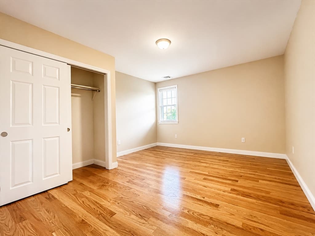 Single Family Residence at 36 Woodside Avenue, Braintree MA 02184, photo 11 of 12