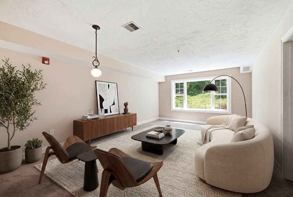 24 Greenleaves Drive # 413, Amherst MA 01002 photo 6