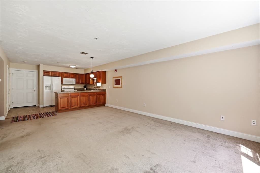 24 Greenleaves Drive # 413, Amherst MA 01002 photo 5