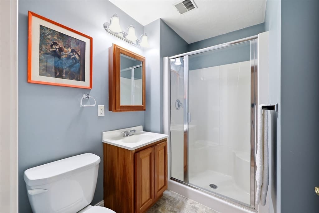 24 Greenleaves Drive # 413, Amherst MA 01002 photo 9