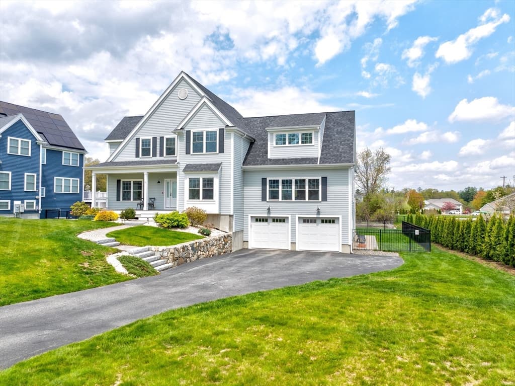 Single Family Residence at 51 Tamarack Rd, Dracut MA 01826, photo 2 of 39