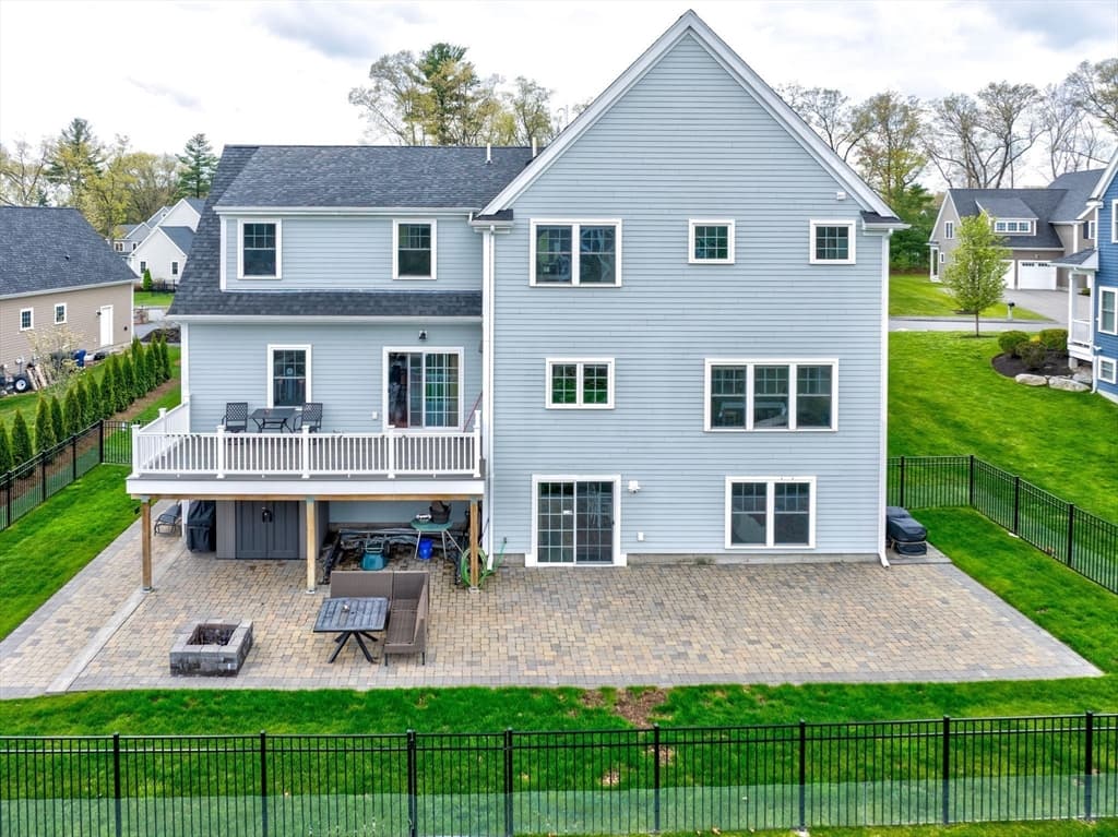 Single Family Residence at 51 Tamarack Rd, Dracut MA 01826, photo 34 of 39