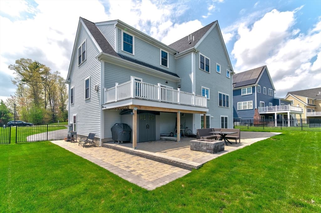 Single Family Residence at 51 Tamarack Rd, Dracut MA 01826, photo 35 of 39