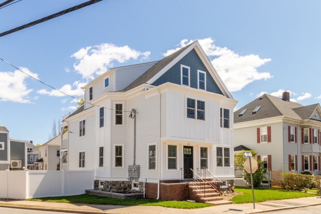 59 Wellington # 3, Waltham MA 02451 photo 2