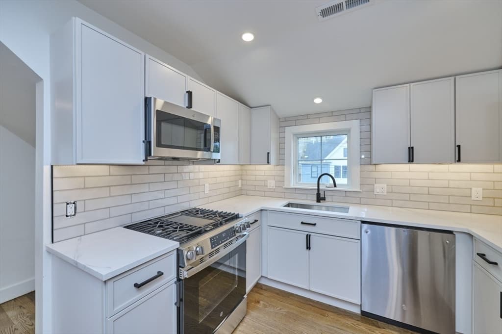 59 Wellington # 3, Waltham MA 02451 photo 3