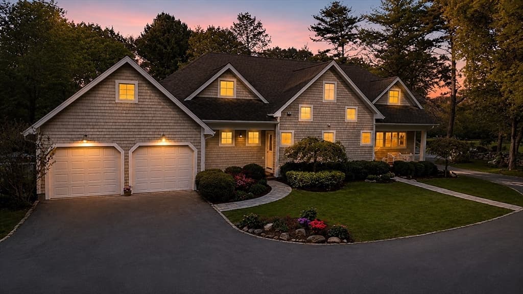 7 Shadow Farm Ln, Rochester MA 02770