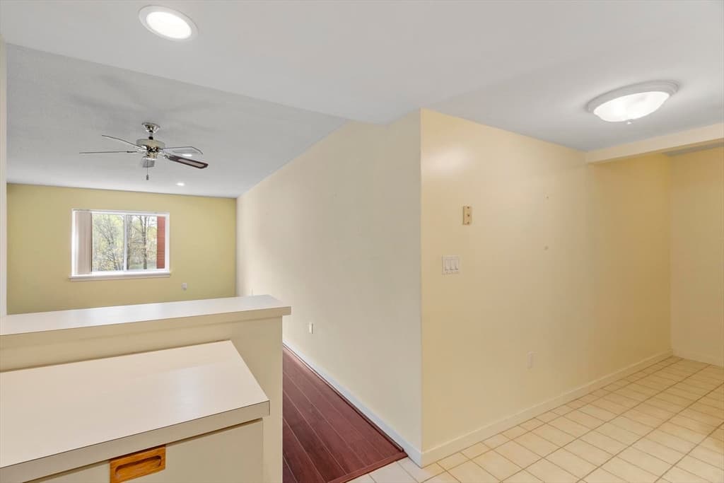 321 Place Ln # 321, Woburn MA 01801 photo 16
