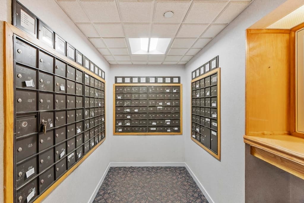 321 Place Ln # 321, Woburn MA 01801 photo 32