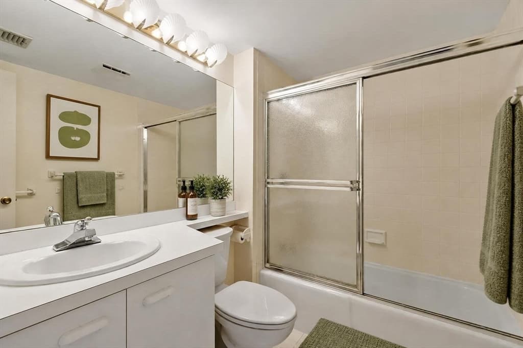 321 Place Ln # 321, Woburn MA 01801 photo 5