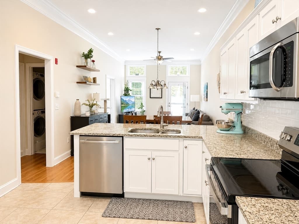 445 Berlin St # 7, Clinton MA 01510