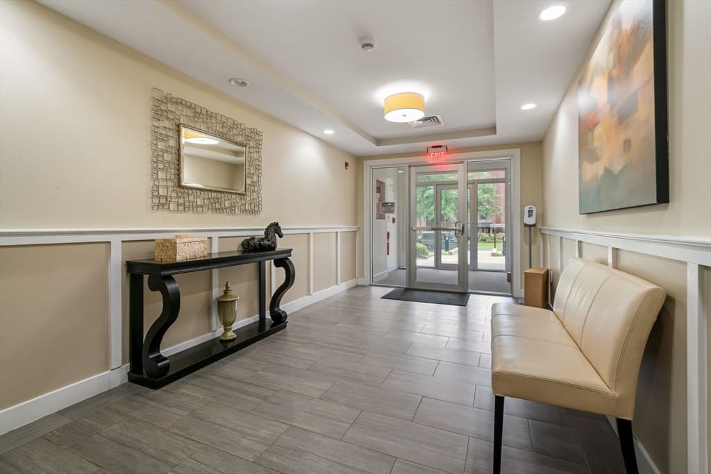 Condominium at 321 Hammond Pond Parkway # 201, Brookline MA 02467, Brookline, photo 14 of 19