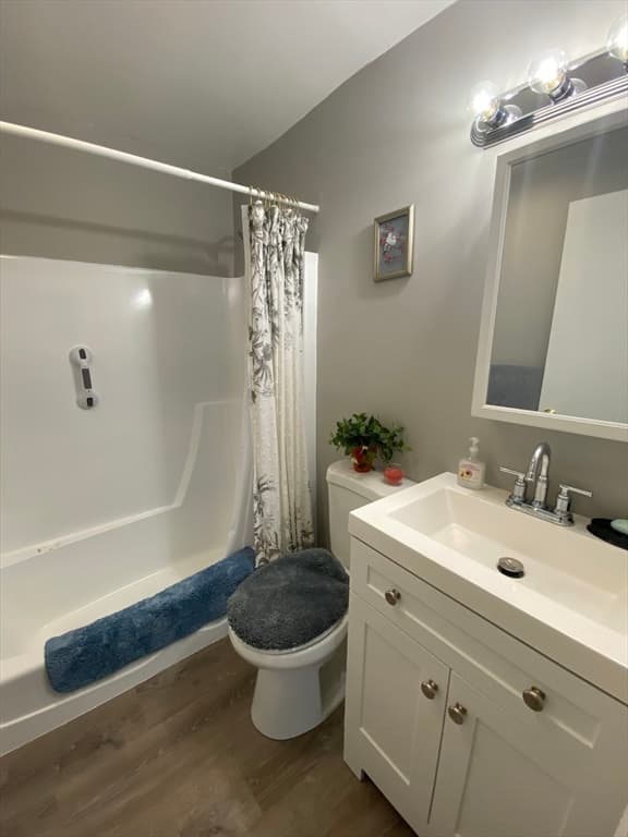 Condominium at 635 West Lowell Ave # 7, Haverhill MA 01832, Haverhill, photo 14 of 17