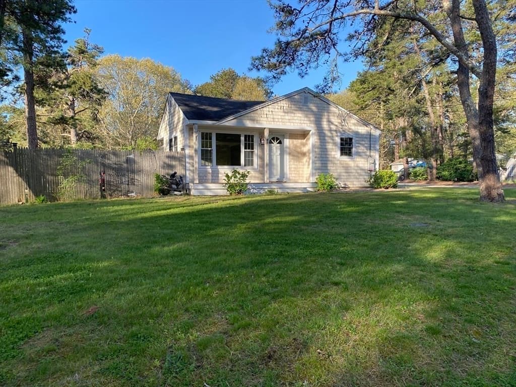 14 Andersen Ave, Sandwich MA 02537 photo 2