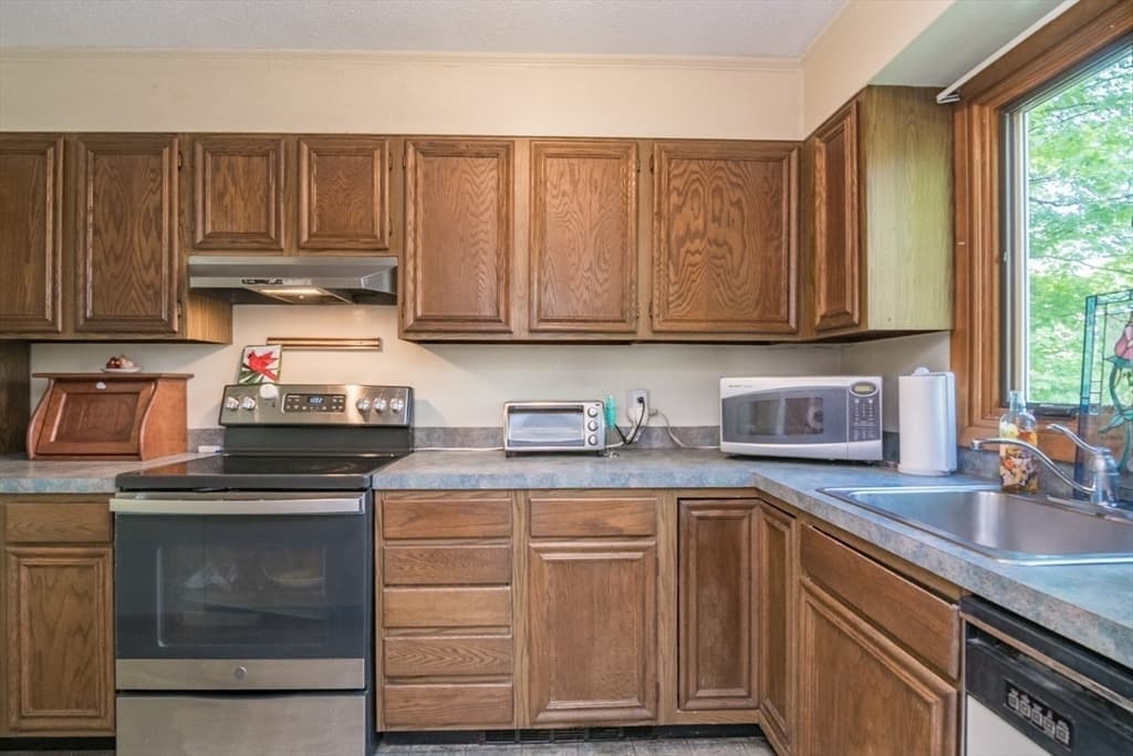 10 Walnut St # 10, Montague MA 01376 photo 6