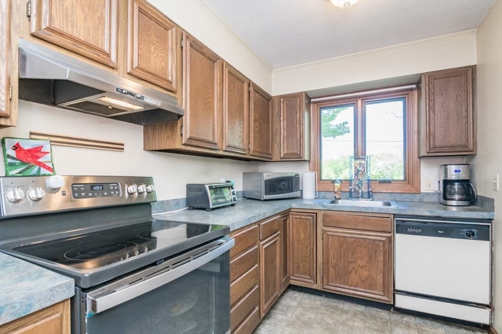 10 Walnut St # 10, Montague MA 01376 photo 5