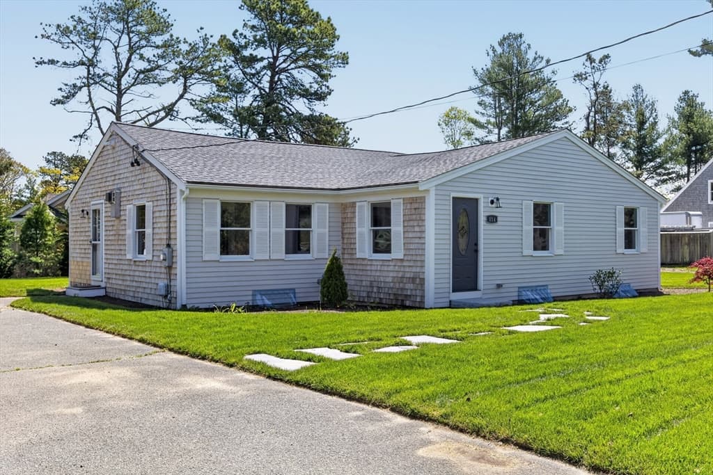 114 Orchard, Barnstable MA 02649