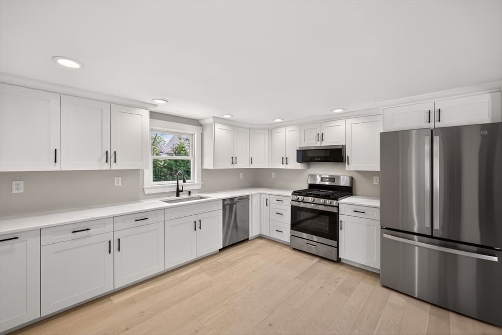 114 Orchard, Barnstable MA 02649 photo 4