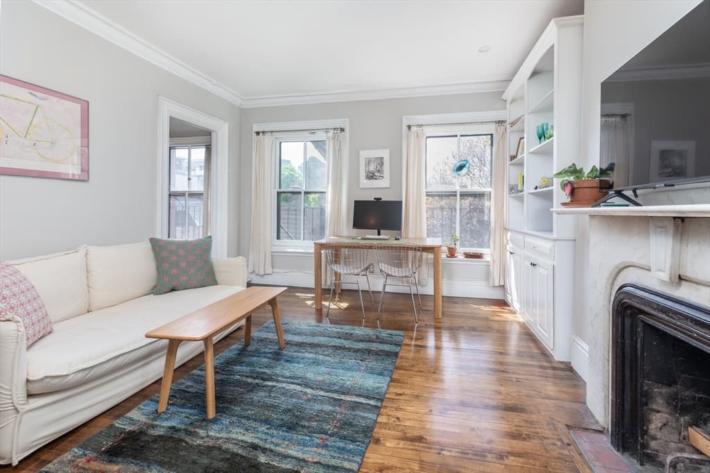 Condominium at 80 Mount Vernon St # 10, Boston MA 02108, photo 6 of 12