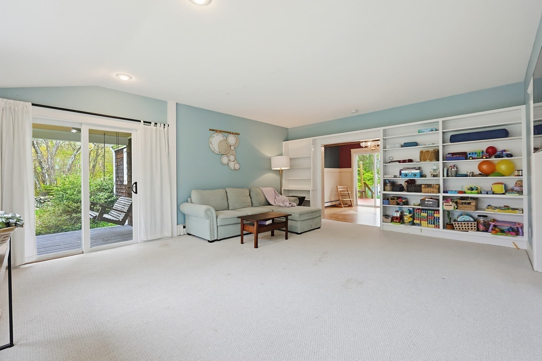 Single Family Residence at 129 Cross Rd, Westport MA 02790, photo 17 of 42