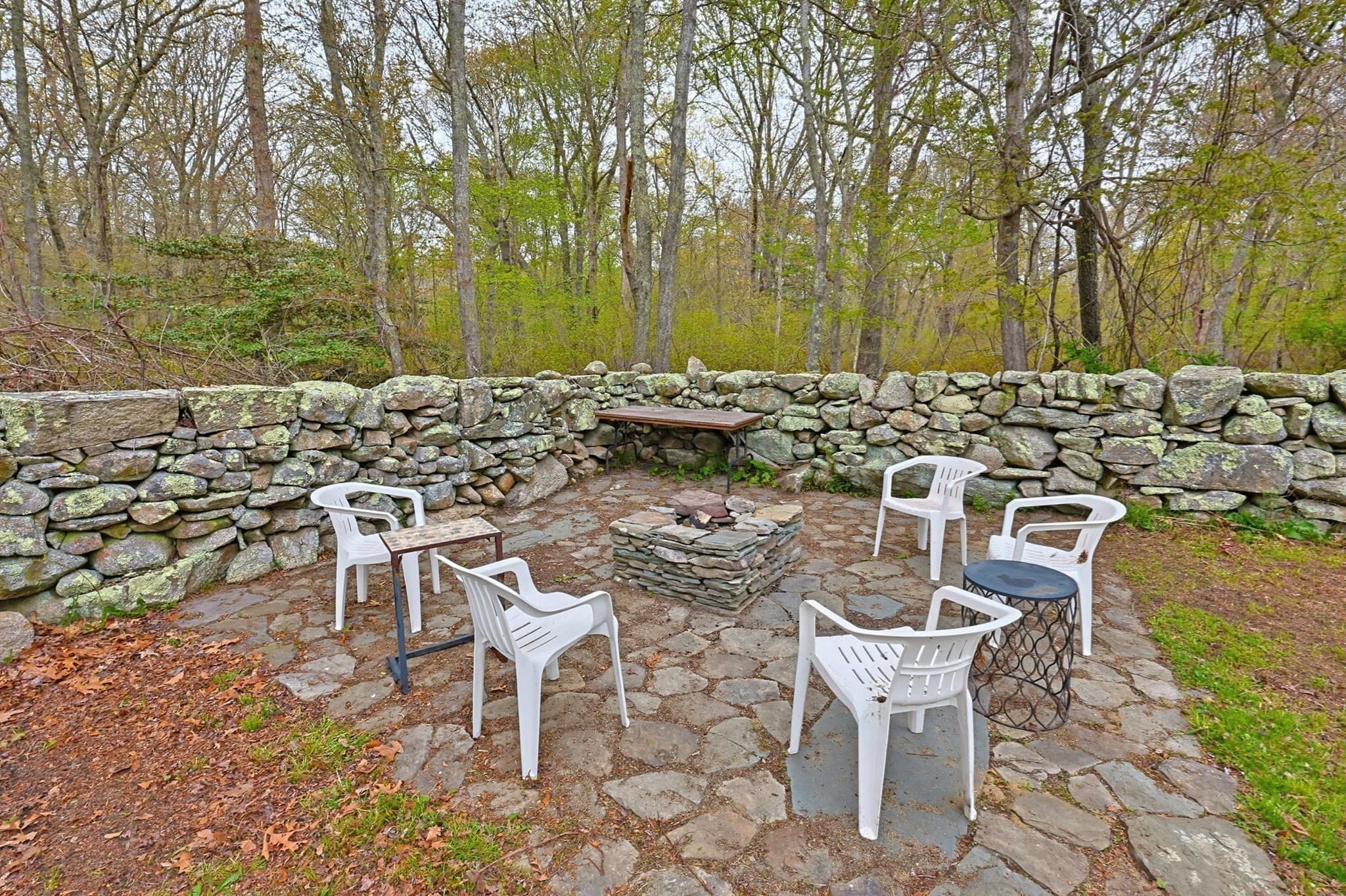 Single Family Residence at 129 Cross Rd, Westport MA 02790, photo 3 of 42