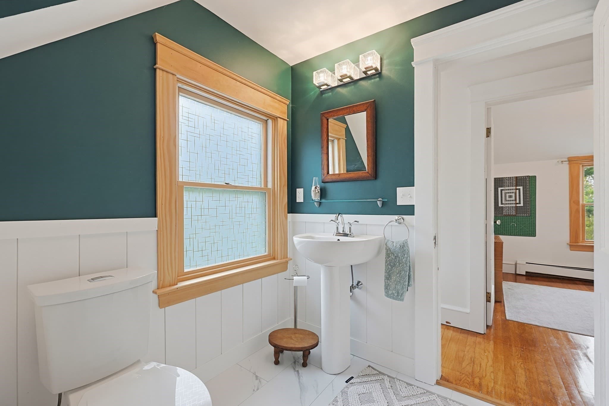Single Family Residence at 129 Cross Rd, Westport MA 02790, photo 31 of 42