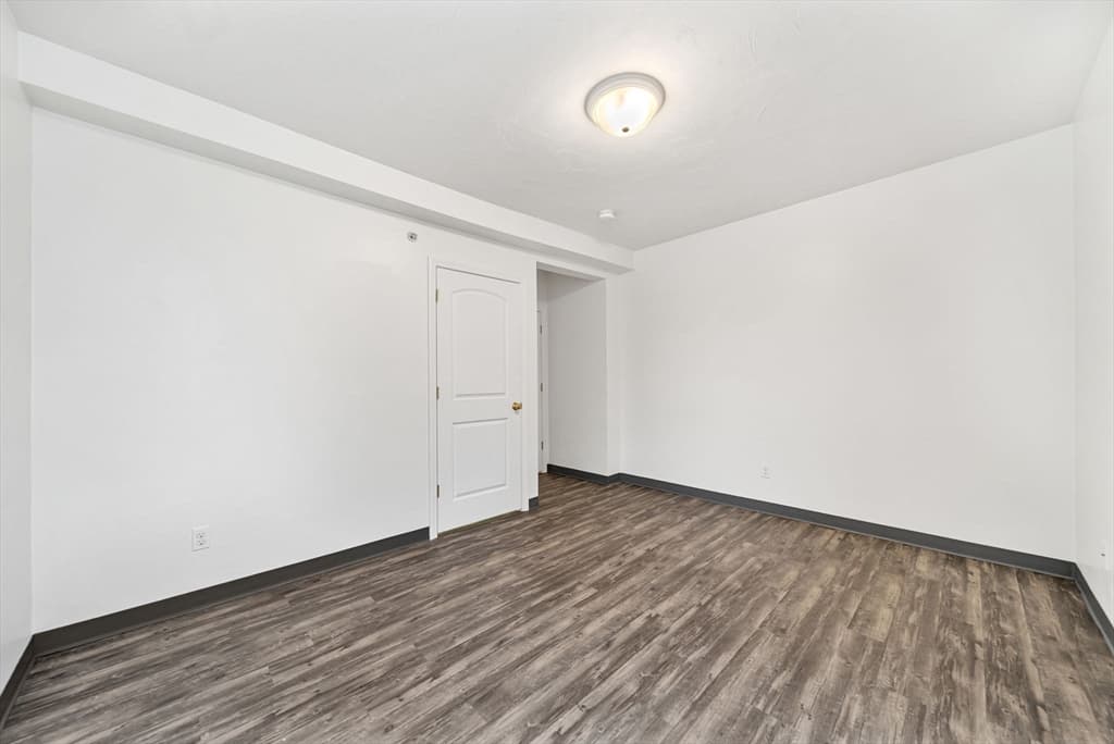 Condominium at 157 Beale Street # 1, Quincy MA 02170, photo 17 of 27