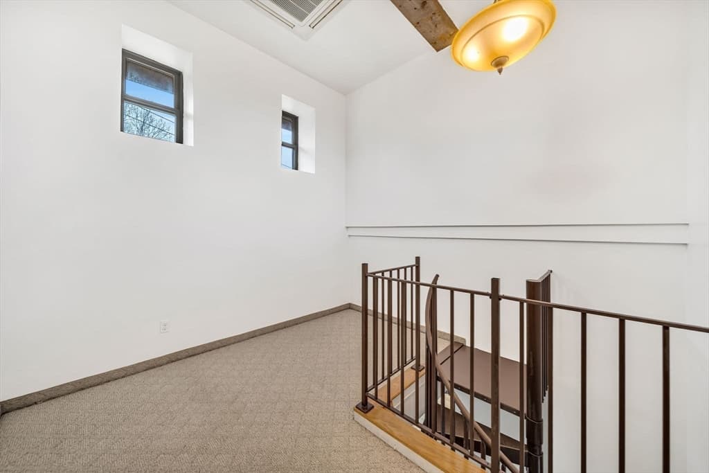 Condominium at 157 Beale Street # 1, Quincy MA 02170, photo 12 of 27