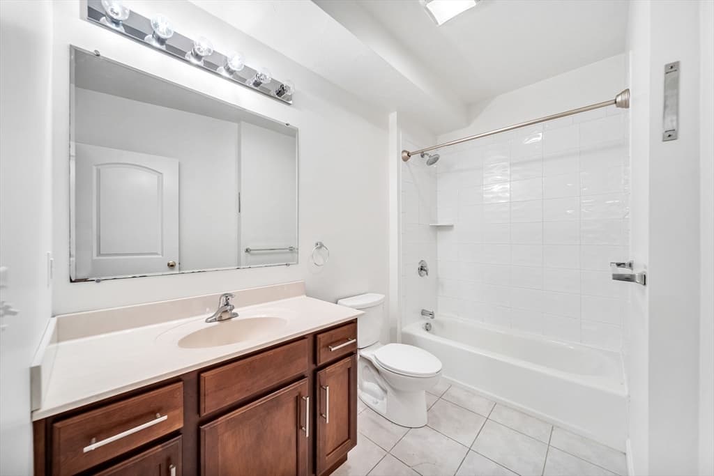 Condominium at 157 Beale Street # 1, Quincy MA 02170, photo 18 of 27