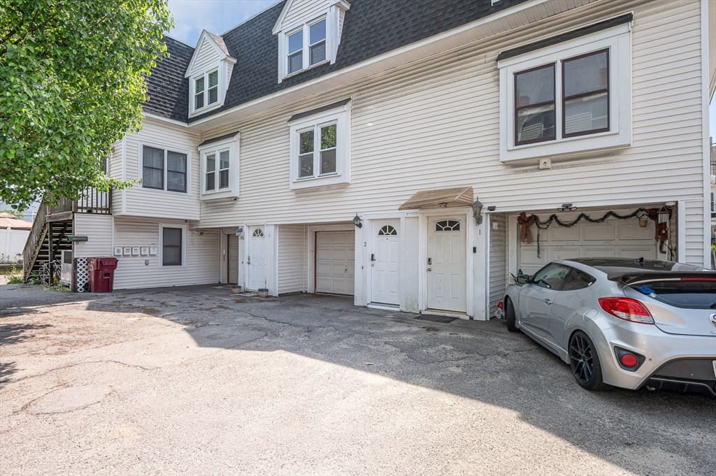 Condominium at 54 Gates St # 2, Lowell MA 01851, photo 2 of 21