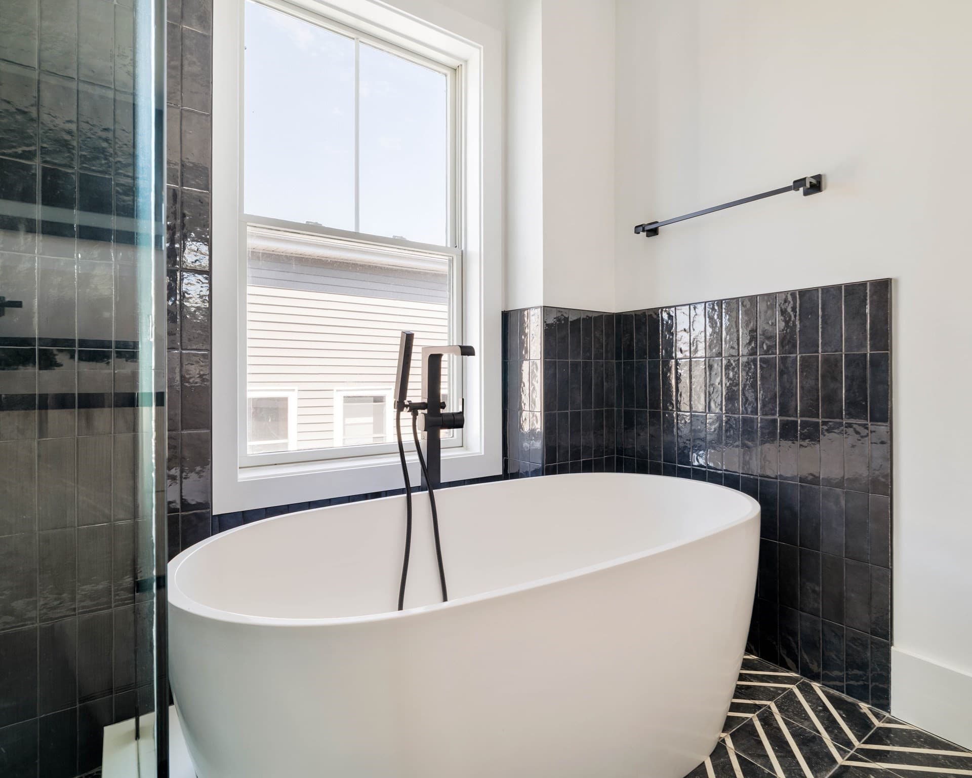 Condominium at 30-32 Condor St # 6, Boston MA 02128, photo 25 of 34