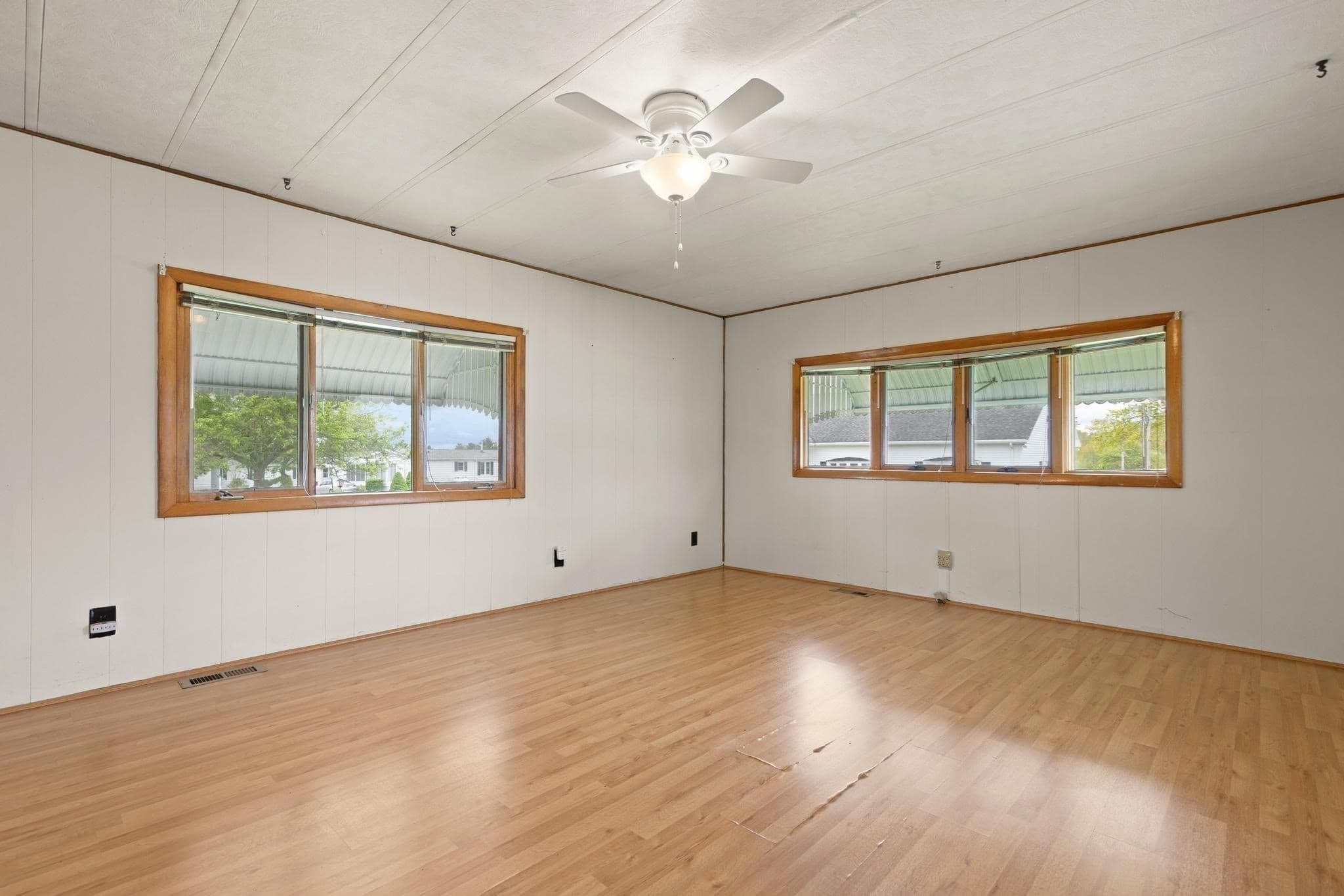 Mobile Home at 48 Easy Street, Raynham MA 02767, photo 6 of 17