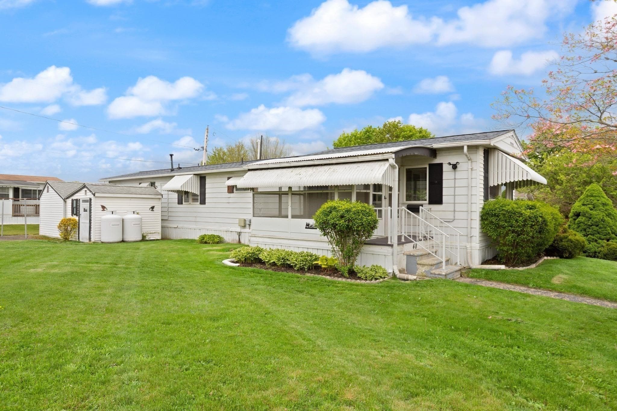 Mobile Home at 48 Easy Street, Raynham MA 02767, photo 3 of 17