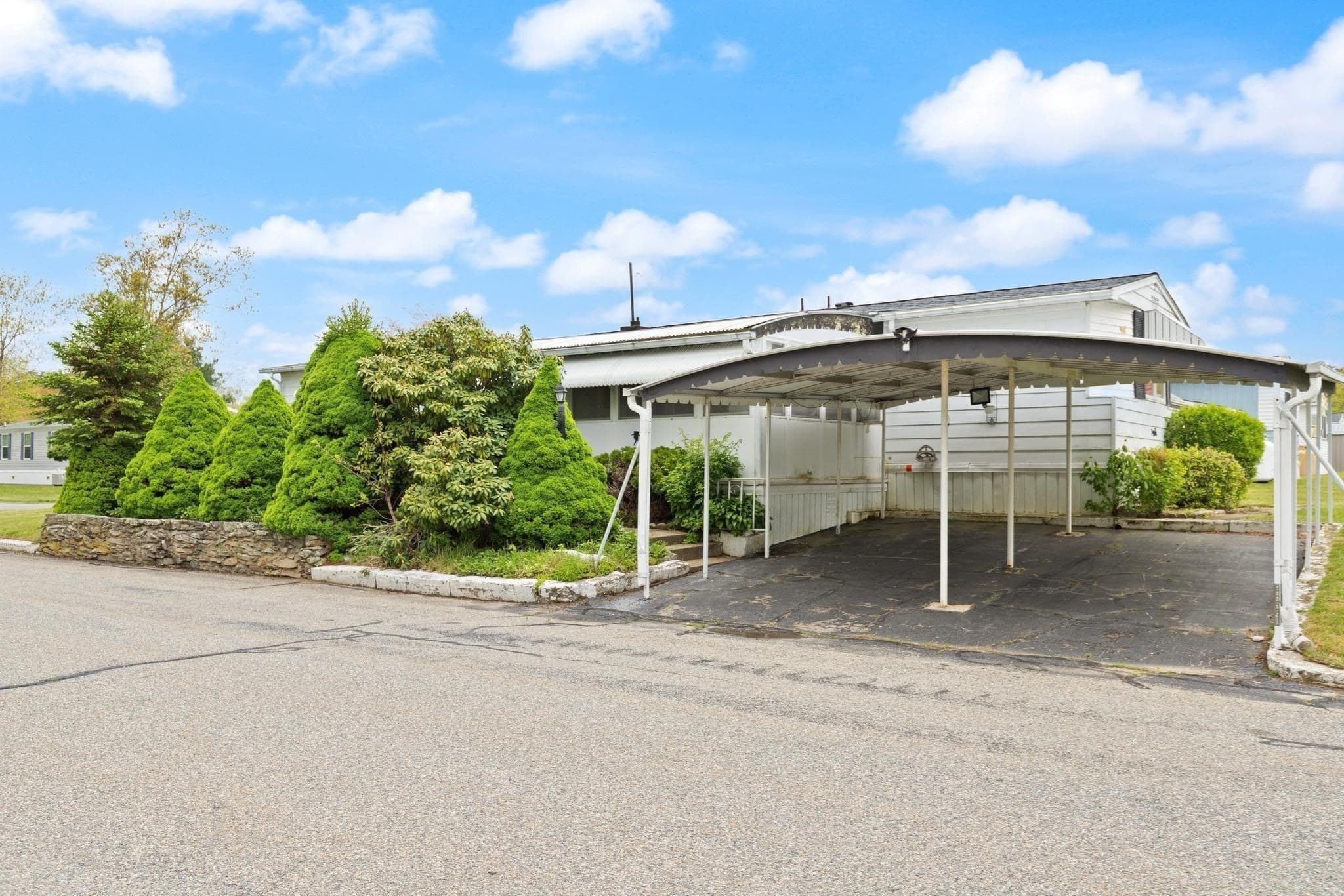 Mobile Home at 48 Easy Street, Raynham MA 02767, photo 5 of 17
