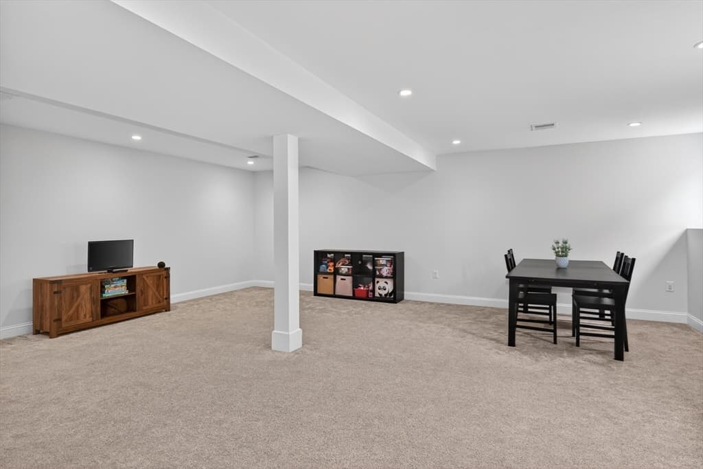 Single Family Residence at 5 Mirasol Cir # 5, Acton MA 01720, photo 27 of 37