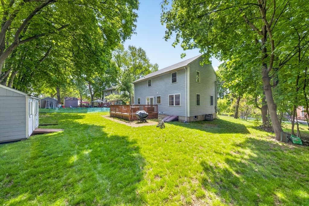 Single Family Residence at 8 Sparrow Ln, Peabody MA 01960, Peabody, photo 3 of 36
