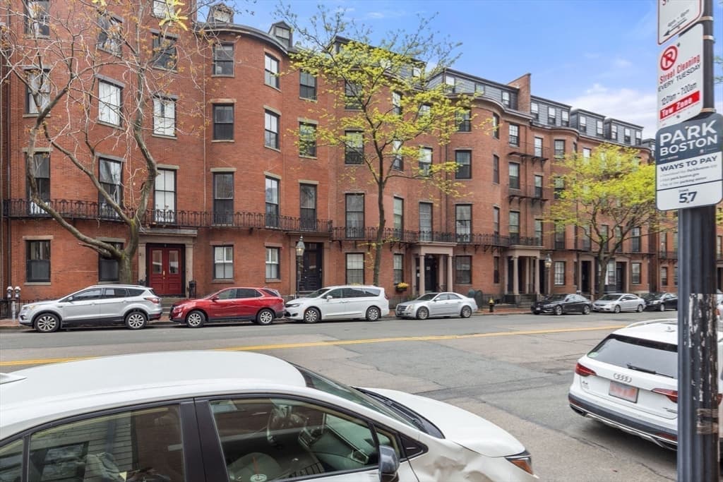Condominium at 27 Bowdoin Street # 1C, Boston MA 02114, photo 18 of 20